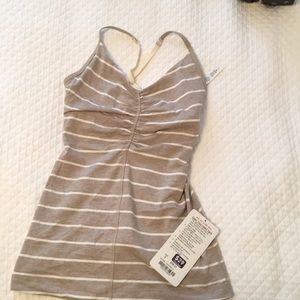 Lululemon workout tank